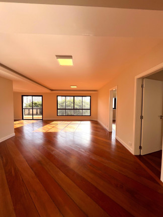 Imagem Imóvel com 4 Quartos à Venda, 234 m² em Brooklin Paulista - São Paulo Imagem Imóvel com 4 Quartos à Venda, 234 m² em Brooklin Paulista - São Paulo