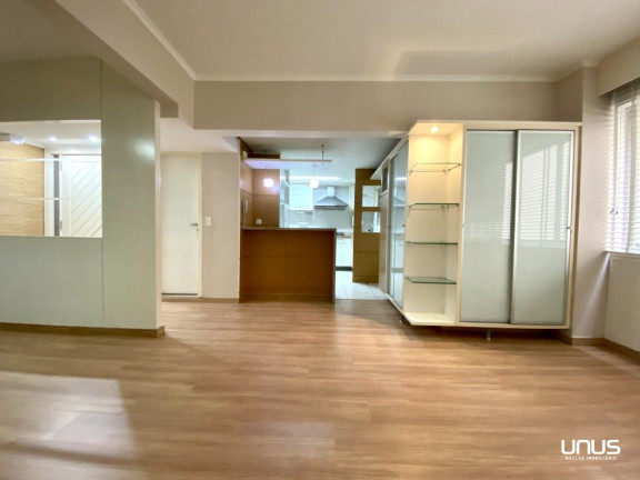 Imagem Apartamento com 3 Quartos à Venda, 153 m² em Centro - Florianópolis Imagem Apartamento com 3 Quartos à Venda, 153 m² em Centro - Florianópolis