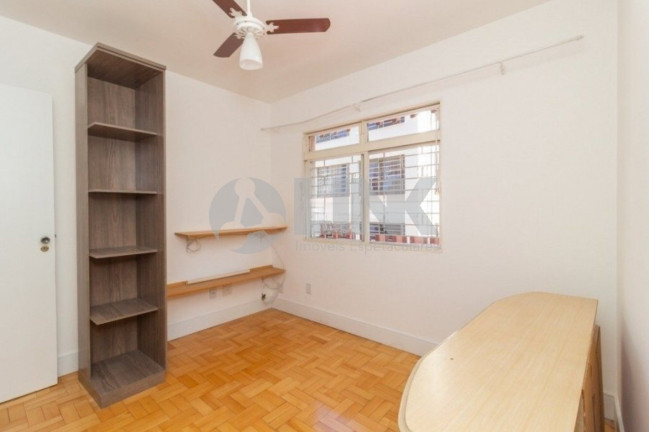 Imagem Apartamento com 3 Quartos à Venda, 80 m² em Menino Deus - Porto Alegre Imagem Apartamento com 3 Quartos à Venda, 80 m² em Menino Deus - Porto Alegre