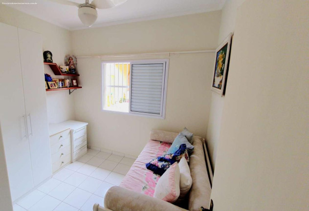 Imagem Casa com 3 Quartos à Venda, 95 m² em Estância São José - Peruíbe