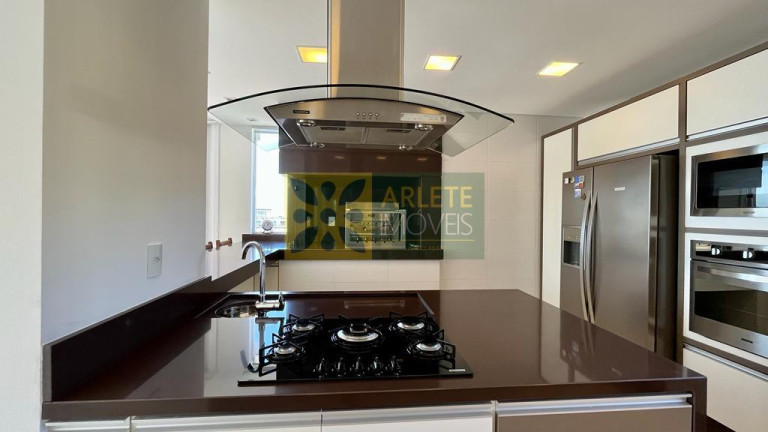 Imagem Cobertura com 3 Quartos à Venda, 270 m² em Bombas - Bombinhas Imagem Cobertura com 3 Quartos à Venda, 270 m² em Bombas - Bombinhas