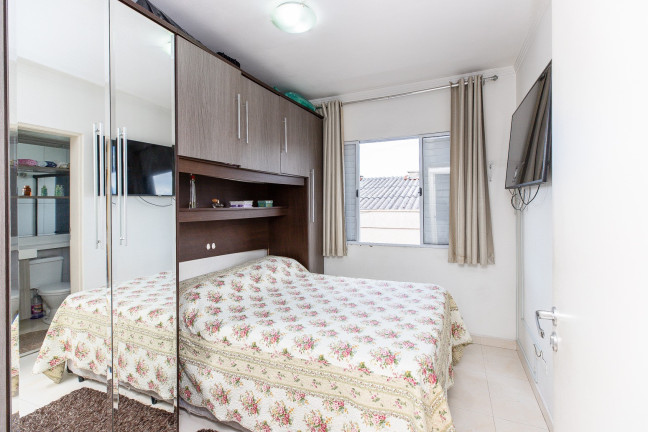 Casa com 2 Quartos à Venda, 66 m² em Vila Carmosina - São Paulo