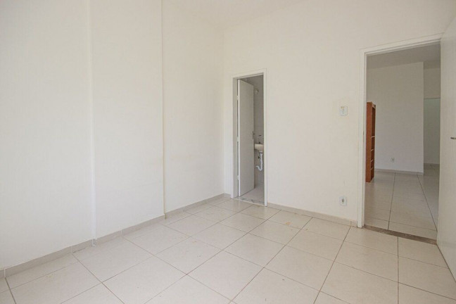 Imagem Imóvel com 1 Quarto à Venda,  em Copacabana - Rio De Janeiro