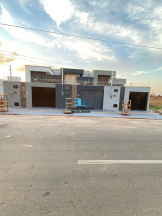 Imagem Casa com 3 Quartos à Venda, 100 m² em Santa Fé - Goiânia Imagem Casa com 3 Quartos à Venda, 100 m² em Santa Fé - Goiânia