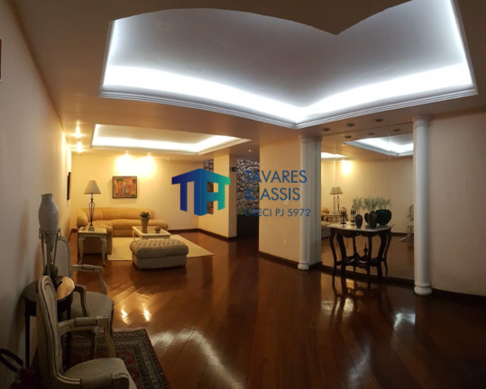 Imóvel com 4 Quartos à Venda, 261 m² em São Mateus - Juiz De Fora