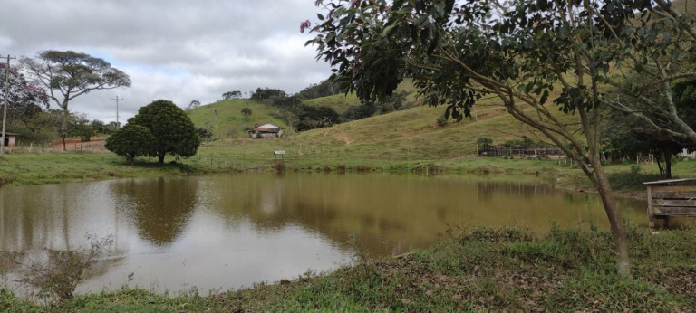 Imagem Chácara com 1 Quarto à Venda, 120 m² em Alto Do Cardoso - Pindamonhangaba Imagem Chácara com 1 Quarto à Venda, 120 m² em Alto Do Cardoso - Pindamonhangaba
