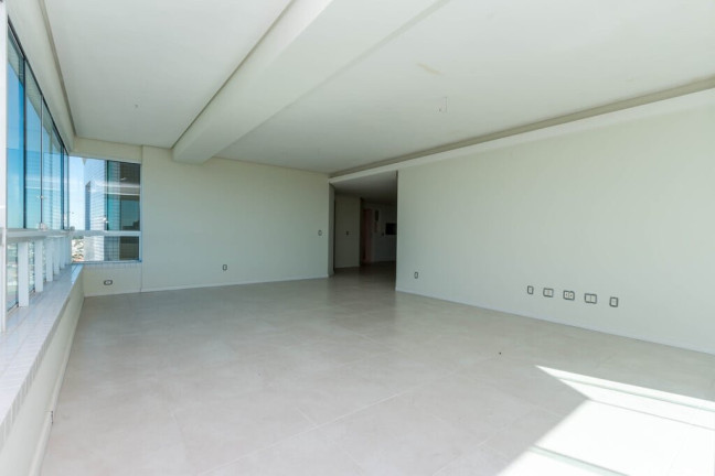 Imagem Apartamento com 3 Quartos à Venda, 136 m² em Centro - Tramandaí