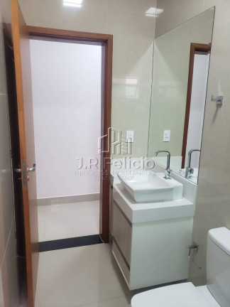 Imagem Casa com 3 Quartos à Venda, 250 m² em Indaiatuba Imagem Casa com 3 Quartos à Venda, 250 m² em Indaiatuba