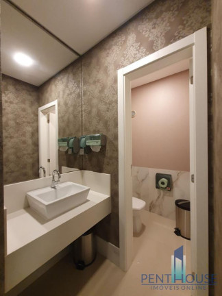 Imagem Apartamento com 3 Quartos à Venda, 133 m² em Centro - Balneário Camboriú Imagem Apartamento com 3 Quartos à Venda, 133 m² em Centro - Balneário Camboriú