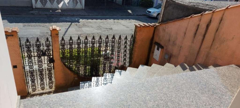 Imagem Casa com 3 Quartos à Venda, 259 m² em Parque Erasmo Assunção - Santo André