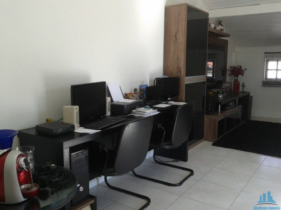 Imagem Casa com 3 Quartos à Venda, 286 m² em Serra Grande - Niterói Imagem Casa com 3 Quartos à Venda, 286 m² em Serra Grande - Niterói