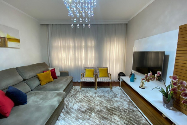 Casa com 3 Quartos à Venda, 220 m² em Vila Bertioga - São Paulo