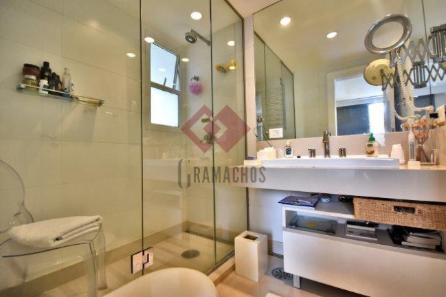 Imagem Apartamento com 3 Quartos à Venda, 181 m² em Moema - São Paulo Imagem Apartamento com 3 Quartos à Venda, 181 m² em Moema - São Paulo