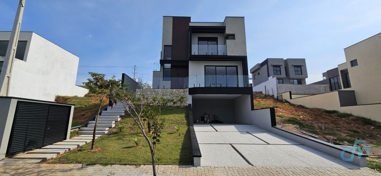 Imagem Sobrado com 3 Quartos à Venda, 213 m² em Cézar De Souza - Mogi Das Cruzes Imagem Sobrado com 3 Quartos à Venda, 213 m² em Cézar De Souza - Mogi Das Cruzes