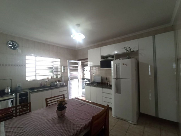 Imagem Casa com 2 Quartos à Venda, 155 m² em Vila Amorim - Suzano Imagem Casa com 2 Quartos à Venda, 155 m² em Vila Amorim - Suzano
