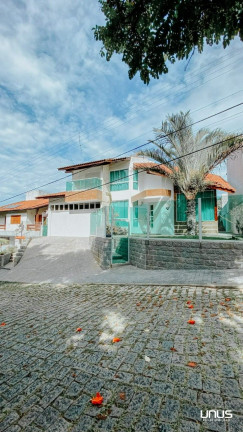 Casa com 3 Quartos à Venda, 409 m² em Bom Abrigo - Florianópolis