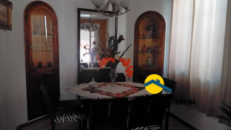 Imagem Casa com 3 Quartos à Venda, 106 m² em Icaraí - Niterói