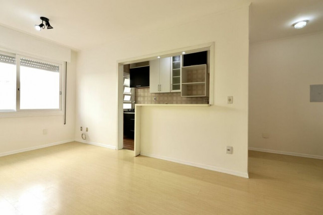Imagem Apartamento com 1 Quarto à Venda, em Mont Serrat - Porto Alegre Imagem Apartamento com 1 Quarto à Venda, em Mont Serrat - Porto Alegre