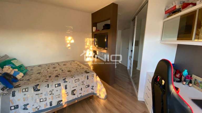 Imagem Casa com 5 Quartos à Venda, 382 m² em Pinheiros - Pato Branco Imagem Casa com 5 Quartos à Venda, 382 m² em Pinheiros - Pato Branco