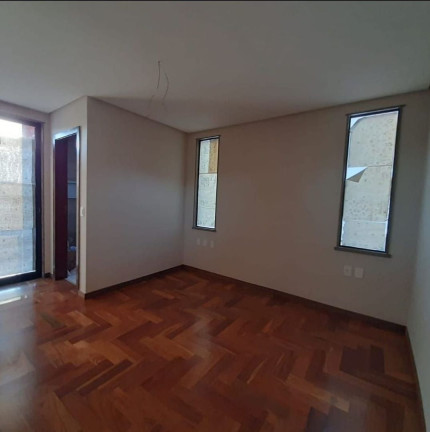 Imagem Casa com 3 Quartos à Venda, 190 m² em Vargem Grande - Teresópolis Imagem Casa com 3 Quartos à Venda, 190 m² em Vargem Grande - Teresópolis