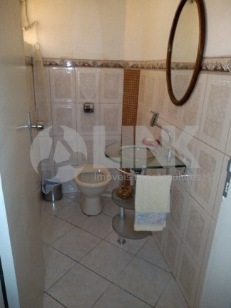 Imagem Casa com 6 Quartos à Venda, 574 m² em Menino Deus - Porto Alegre Imagem Casa com 6 Quartos à Venda, 574 m² em Menino Deus - Porto Alegre
