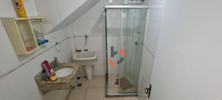 Imagem Casa com 5 Quartos à Venda, 232 m² em Centro - Nova Iguaçu