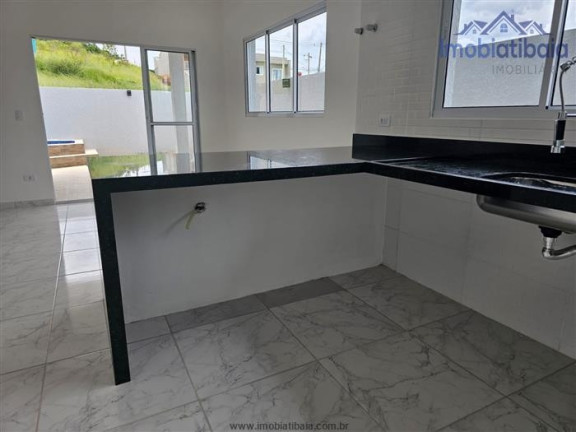 Imagem Casa com 3 Quartos à Venda, 200 m² em Centro - Bom Jesus Dos Perdões