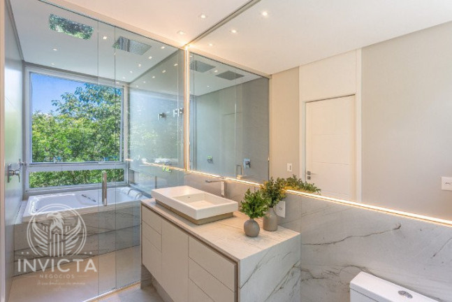 Imagem Casa com 4 Quartos à Venda, 524 m² em Estaleirinho - Balneário Camboriú Imagem Casa com 4 Quartos à Venda, 524 m² em Estaleirinho - Balneário Camboriú