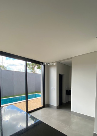 Imagem Casa com 3 Quartos à Venda, 195 m² em Vila Do Golf - Ribeirão Preto Imagem Casa com 3 Quartos à Venda, 195 m² em Vila Do Golf - Ribeirão Preto