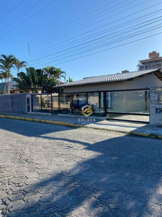 Imagem Casa com 3 Quartos à Venda, 165 m² em Bombas - Bombinhas Imagem Casa com 3 Quartos à Venda, 165 m² em Bombas - Bombinhas