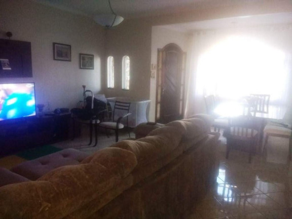 Sobrado com 3 Quartos à Venda, 249 m² em Vila Curuçá - Santo André