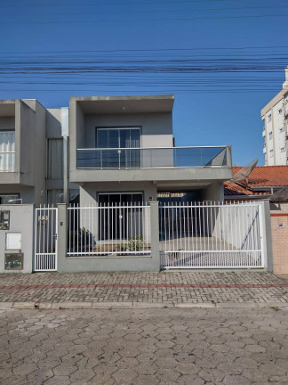 Imagem Sobrado com 3 Quartos à Venda, 149 m² em Balneário Perequê - Porto Belo Imagem Sobrado com 3 Quartos à Venda, 149 m² em Balneário Perequê - Porto Belo