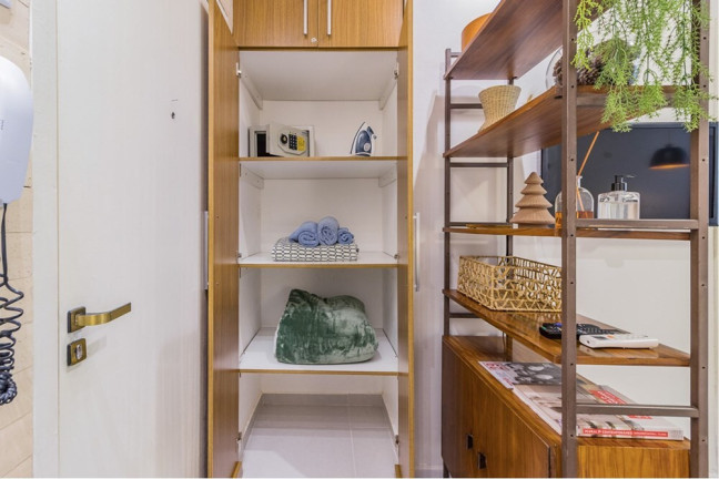 Imagem Imóvel com 1 Quarto à Venda, em Auxiliadora - Porto Alegre Imagem Imóvel com 1 Quarto à Venda, em Auxiliadora - Porto Alegre
