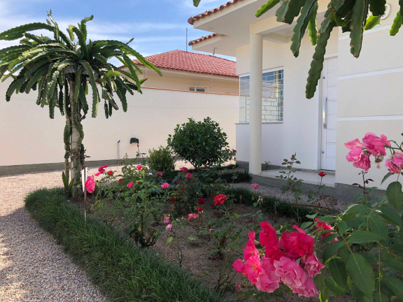 Imagem Casa com 3 Quartos à Venda, 160 m² em Universitário - Tijucas Imagem Casa com 3 Quartos à Venda, 160 m² em Universitário - Tijucas