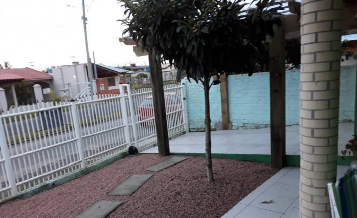 Imagem Casa com 3 Quartos à Venda, 130 m² em Arco-íris - Capão Da Canoa Imagem Casa com 3 Quartos à Venda, 130 m² em Arco-íris - Capão Da Canoa