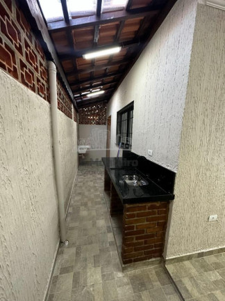 Imagem Casa com 3 Quartos à Venda, 101 m² em Guilhermina - Praia Grande Imagem Casa com 3 Quartos à Venda, 101 m² em Guilhermina - Praia Grande