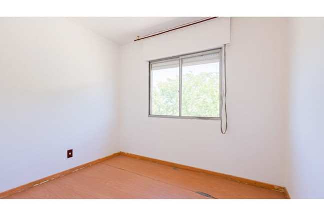 Imagem Imóvel com 2 Quartos à Venda, 46 m² em Rubem Berta - Porto Alegre Imagem Imóvel com 2 Quartos à Venda, 46 m² em Rubem Berta - Porto Alegre