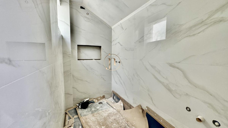 Imagem Casa de Condomínio com 2 Quartos à Venda, em Sítio Cercado - Curitiba Imagem Casa de Condomínio com 2 Quartos à Venda, em Sítio Cercado - Curitiba