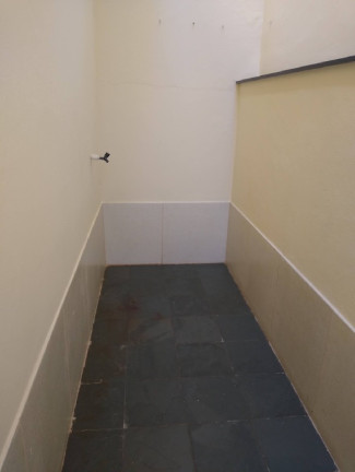 Imagem Sobrado com 2 Quartos para Alugar, 95 m² em Helianópolis - Itaboraí