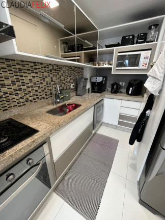 Imagem Imóvel com 2 Quartos à Venda, 110 m² em Canto Do Forte - Praia Grande Imagem Imóvel com 2 Quartos à Venda, 110 m² em Canto Do Forte - Praia Grande