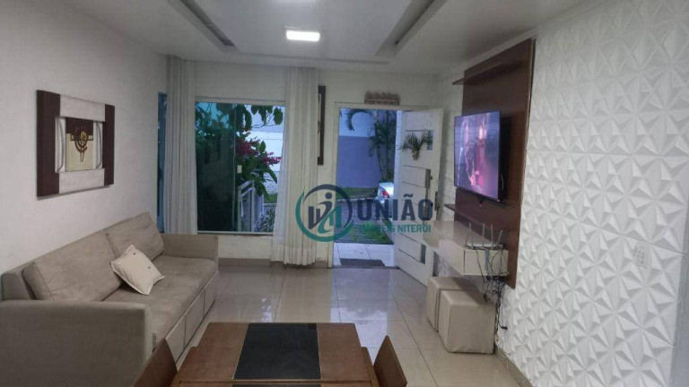Imagem Casa com 4 Quartos à Venda, 213 m² em Arsenal - São Gonçalo