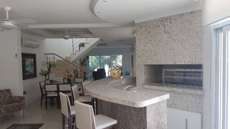 Imagem Casa com 6 Quartos à Venda, 354 m² em Capão Da Canoa