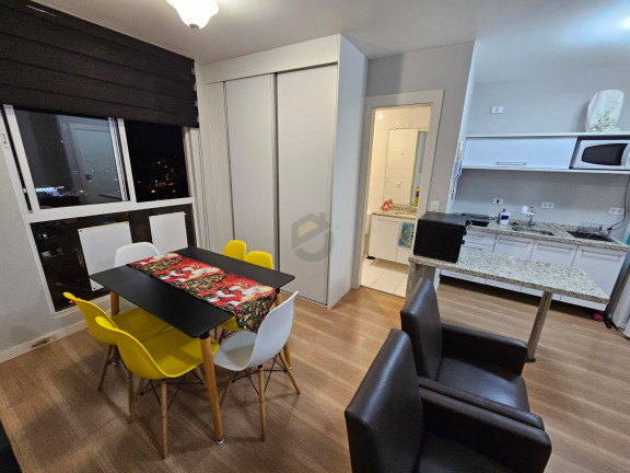 Imagem Imóvel com 1 Quarto à Venda, 26 m² em Alto Da Glória - Curitiba Imagem Imóvel com 1 Quarto à Venda, 26 m² em Alto Da Glória - Curitiba