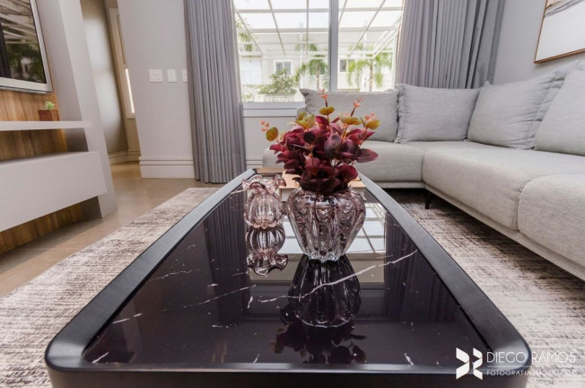 Imagem Casa com 2 Quartos à Venda, 120 m² em Vila Nova - Porto Alegre Imagem Casa com 2 Quartos à Venda, 120 m² em Vila Nova - Porto Alegre