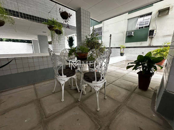 Imagem Apartamento com 2 Quartos à Venda, 81 m² em Madalena - Recife