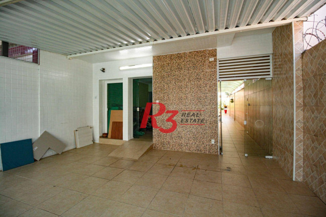 Sobrado com 3 Quartos à Venda, 220 m² em Encruzilhada - Santos