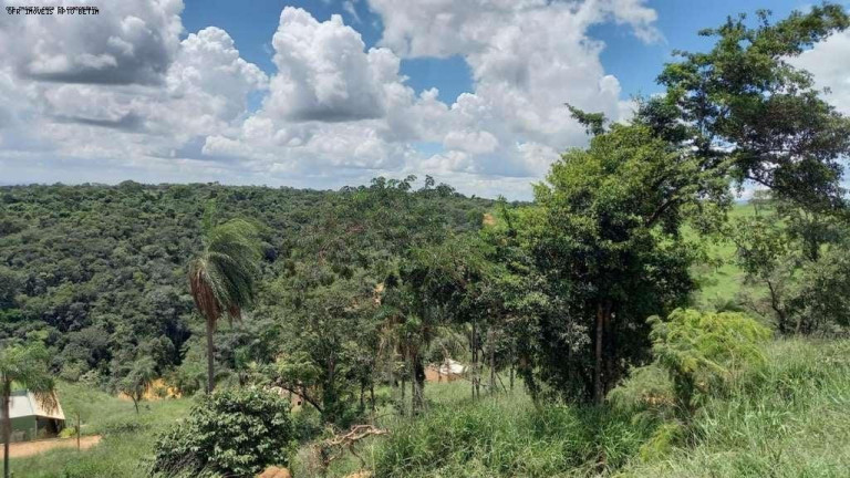 Imagem Casa com 3 Quartos à Venda, 500 m² em Vivendas Do Vale - Mateus Leme Imagem Casa com 3 Quartos à Venda, 500 m² em Vivendas Do Vale - Mateus Leme
