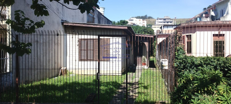 Imagem Casa com 2 Quartos à Venda, 75 m² em Nonoai - Porto Alegre Imagem Casa com 2 Quartos à Venda, 75 m² em Nonoai - Porto Alegre