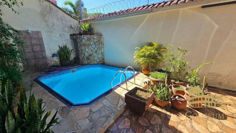 Imagem Casa com 3 Quartos à Venda, 165 m² em Canto Do Forte - Praia Grande Imagem Casa com 3 Quartos à Venda, 165 m² em Canto Do Forte - Praia Grande