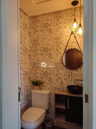 Imagem Casa com 3 Quartos à Venda, 130 m² Imagem Casa com 3 Quartos à Venda, 130 m²